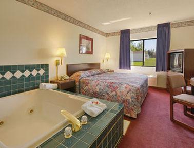 Super 8 By Wyndham Fairfield Hotell Rum bild